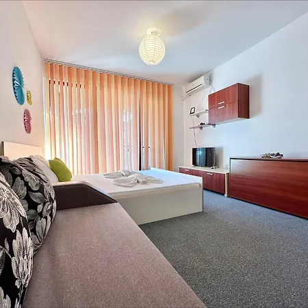 Menada In Marina Cape Apartmán *
