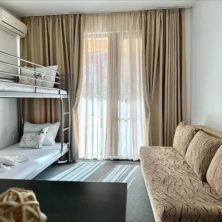 Menada In Marina Cape Apartmán *