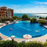 Menada In Marina Cape Апартамент