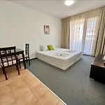 Apartment Menada In Marina Cape *