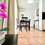 Menada In Marina Cape Apartment *