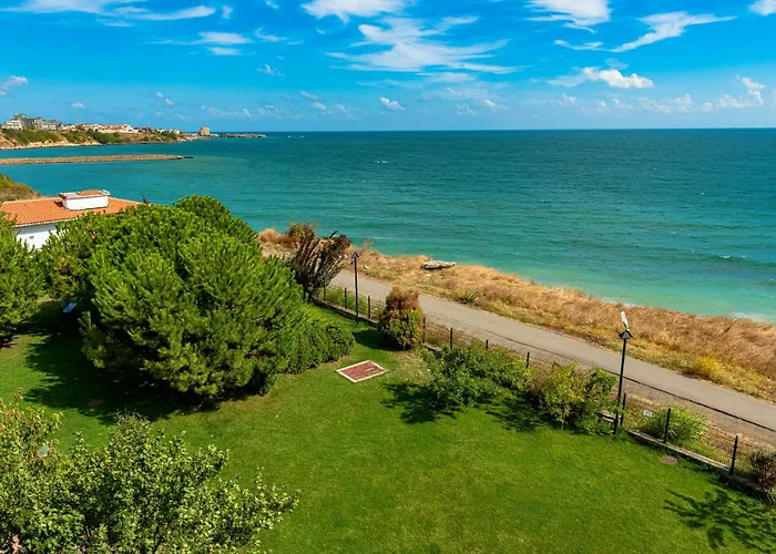 Menada In Marina Cape